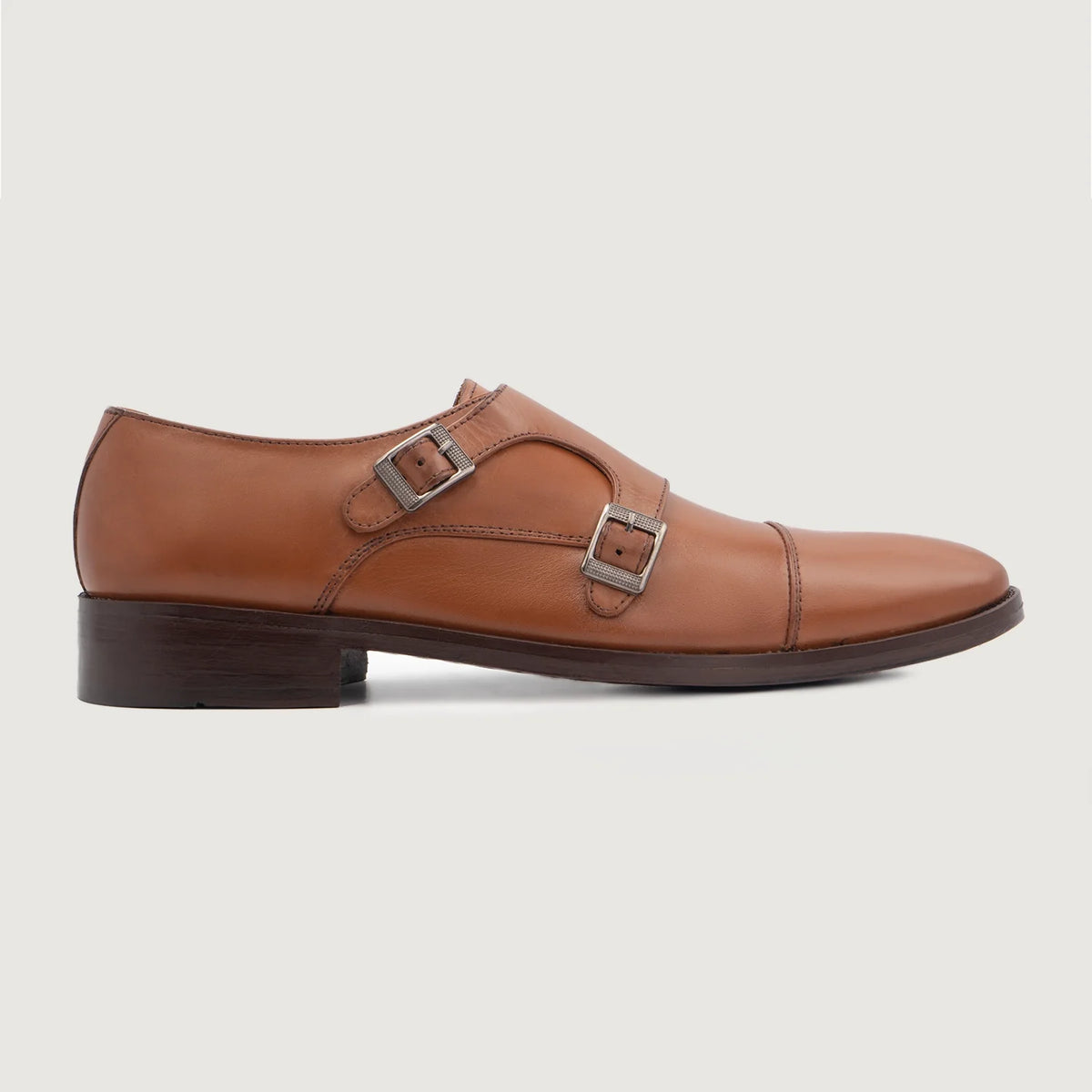 Tan Full-Grain leather Shoes - بناء غوديير ويلت المتين وتفاصيل مقدمة الحذاء