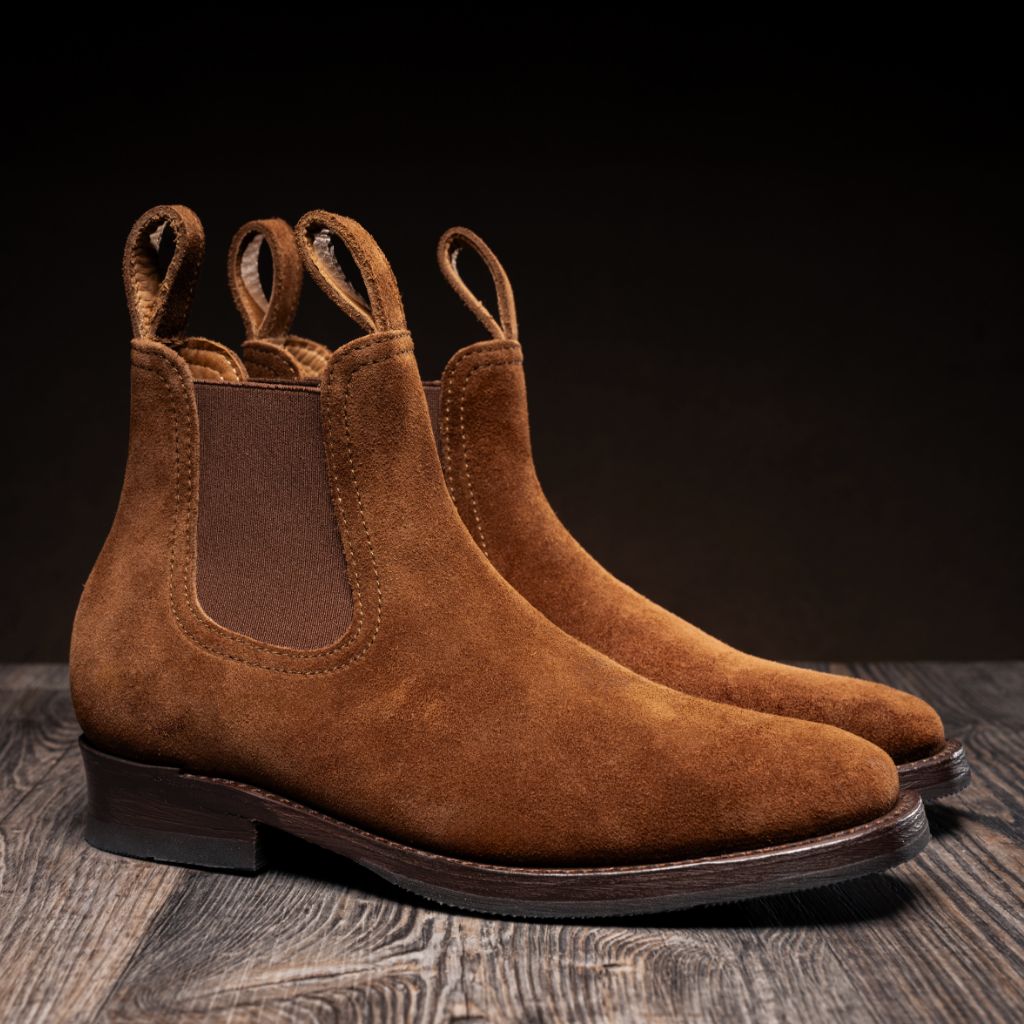Journeyman Snuff Reverse أحذية بوت جلدية رجالي in Classic Full-Grain Leather - عرض جانبي | شراء أونلاين عبر المتجر الرسمي