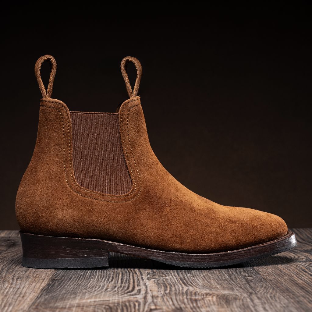Classic Full-Grain leather Boots - بناء غوديير ويلت المتين وتفاصيل مقدمة الحذاء