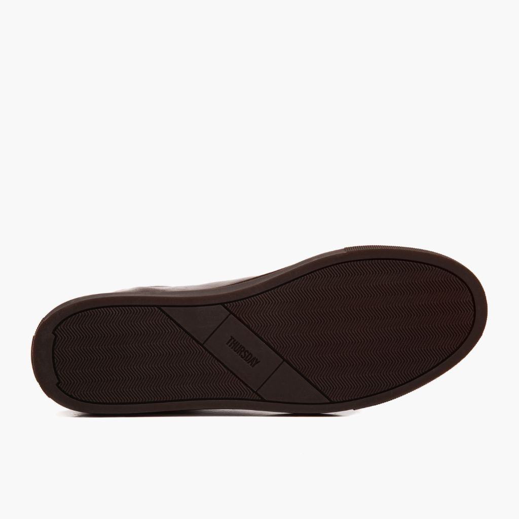 High-Traction Rubber Outsole & Lug Tread Pattern on Premier Low Top Old English سنيكرز جلدي كاجوال رجالي For Men