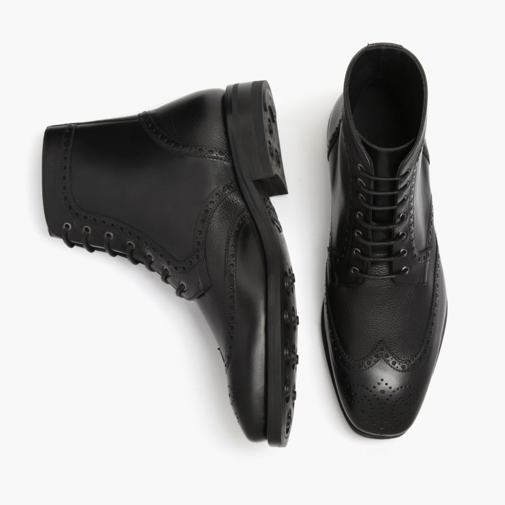 Wingtip أسود أحذية بوت جلدية رجالي - دعامة الكعب المقواة وتفاصيل الخياطة المزدوجة الدقيقة