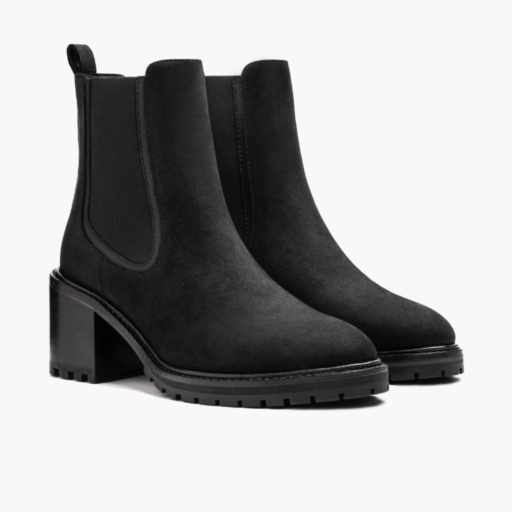 Black Full-Grain leather Boots - بناء غوديير ويلت المتين وتفاصيل مقدمة الحذاء