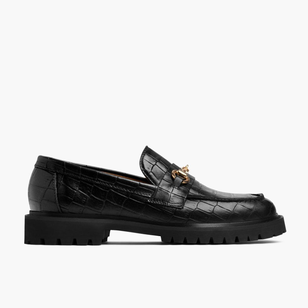 Black Full-Grain leather Loafers - بناء غوديير ويلت المتين وتفاصيل مقدمة الحذاء