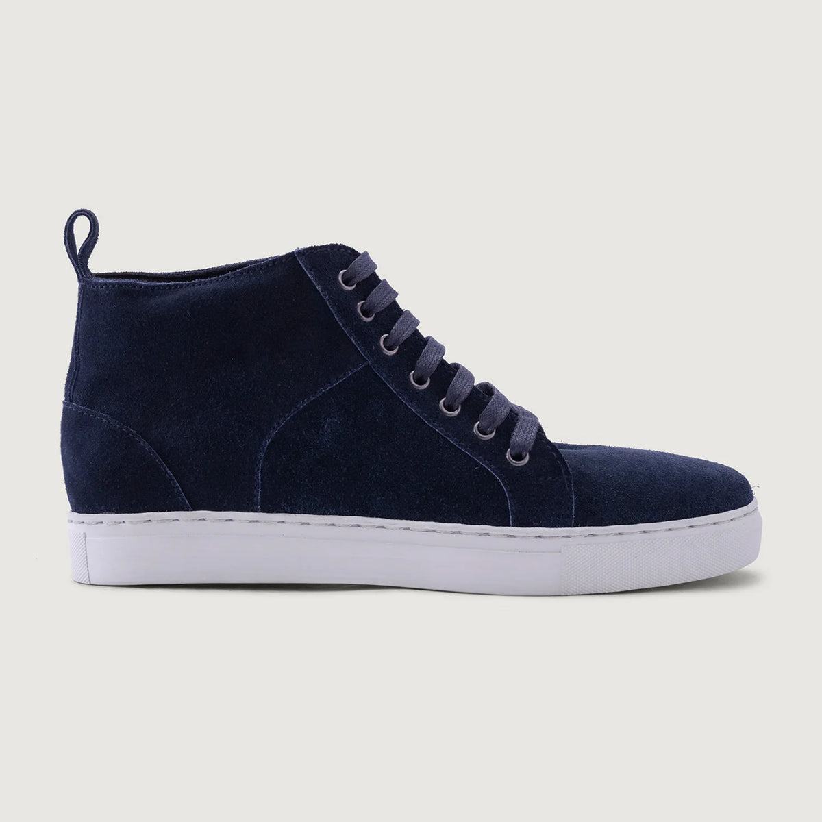Blue Goatskin Suede Leather Sneakers - بناء غوديير ويلت المتين وتفاصيل مقدمة الحذاء