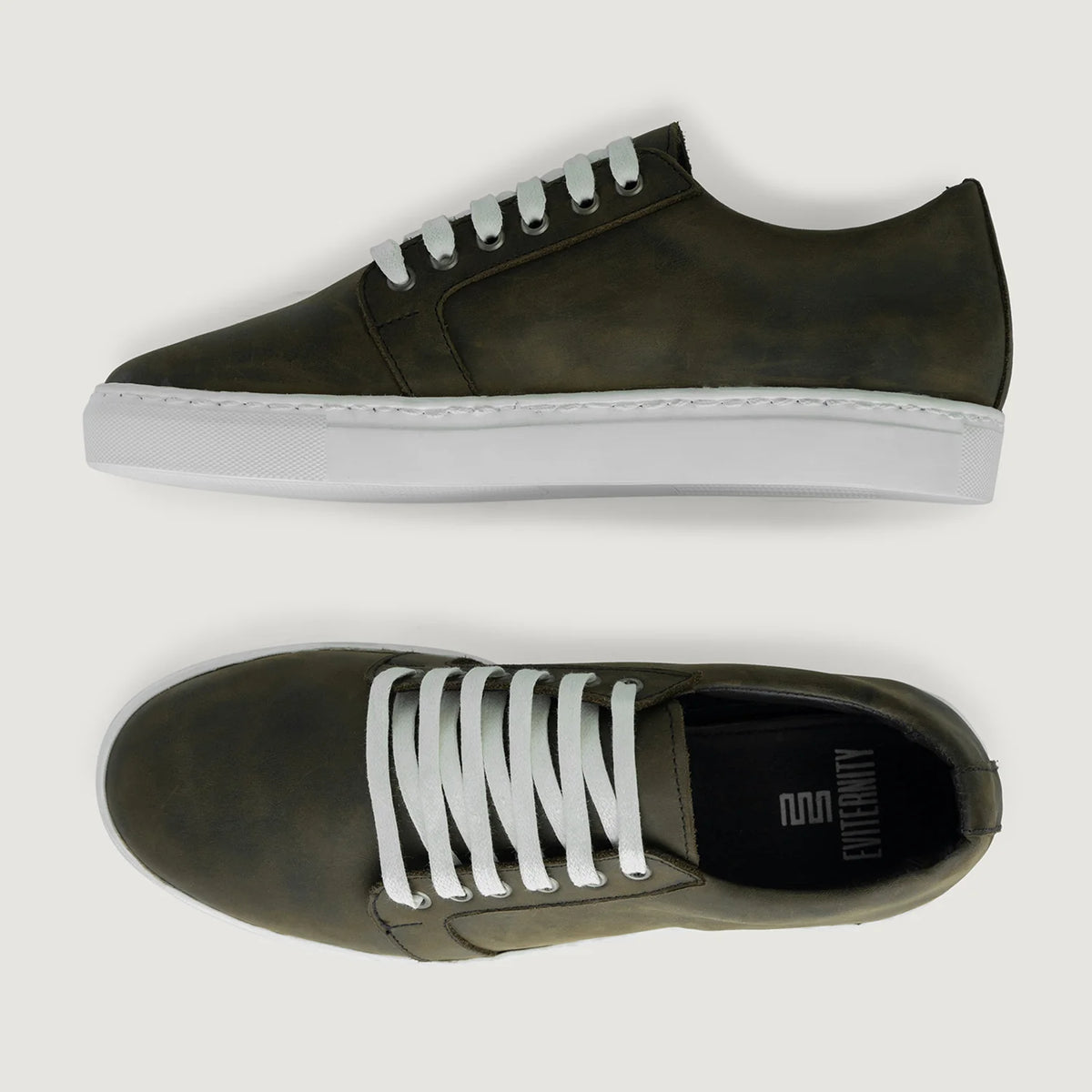 High-Traction Rubber Outsole & Lug Tread Pattern on Murphy Low Top Olive Pullup سنيكرز جلدي كاجوال رجالي For Men