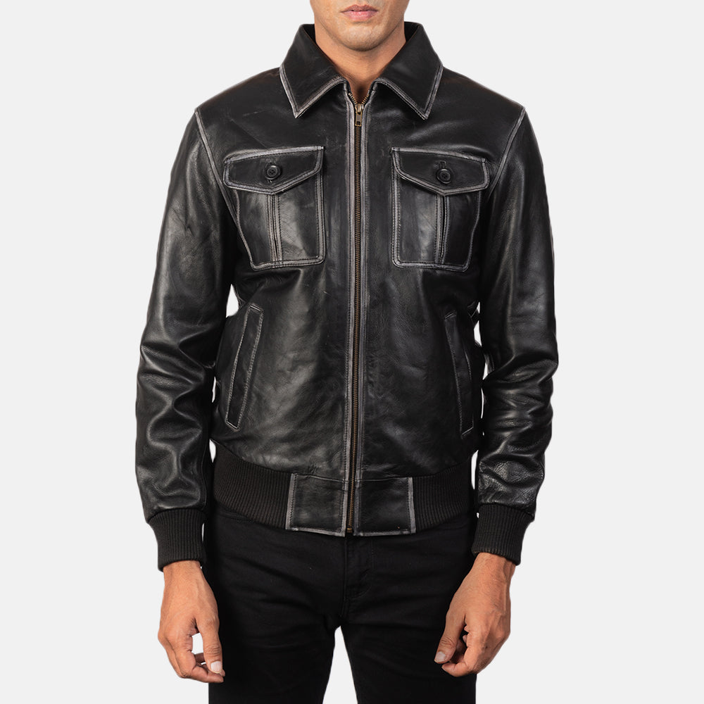 
تفاصيل مقربة of High Neck & Zipper Hardware on Aaron Distressed Black Leather Bomber Jacket