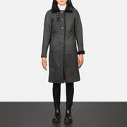 
Alina Shearling أسود معطف جلد فاخر نسائي in Distressed Black Sheepskin Leather - عرض أمامي وقَصّة مفصلة أنيقة | شراء أونلاين عبر المتجر الرسمي