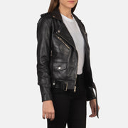 
Black Cowhide Leather Biker Jacket - عرض خلفي يوضح تفصيل الأكتاف المتقن والحاشية النظيفة