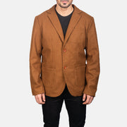 
تفاصيل مقربة of Notch & Button Hardware on Khaki Wool Blazer