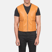 
تفاصيل مقربة of Classic Collar & Zipper Hardware on Brandon بيج تان بني صديري جلد رجالي
