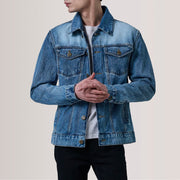 
Conard Ice أزرق Denim Trucker جاكيت جلد رجالي For Men in Ice Blue Full-Grain Leather - عرض أمامي وقَصّة مفصلة أنيقة | شراء أونلاين عبر المتجر الرسمي