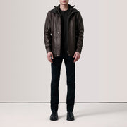 إطلالة الارتداء لـ Connor Black Leather Coat For Men على العارض في ضوء النهار الطبيعي
