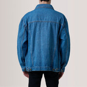 
تفاصيل مقربة of Classic Collar & Heavy-Duty Zipper Hardware on Eddie Dark أزرق Oversized Denim Trucker جاكيت جلد رجالي For Men
