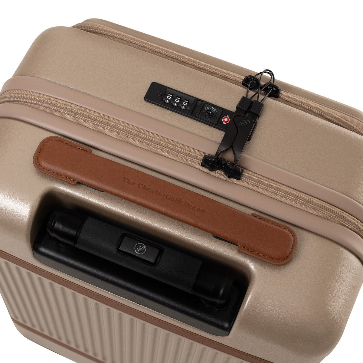 
مظهر الارتداء على موديل لـ  Hand Luggage Suitcase Front Pocket Zuna نسائي نسائي على عارض أزياء - انسيابية طبيعية في ضوء النهار