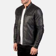 
Black Sheepskin Leather Biker Jacket - عرض خلفي يوضح تفصيل الأكتاف المتقن والحاشية النظيفة
