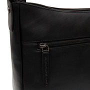 
عرض البطانة الداخلية Showing Dedicated Padded Laptop Sleeve & Multi-Compartment Organization