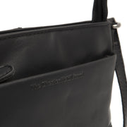 
Solid Antique Brass Hardware & Heavy-Duty Dual Zipper Detail on Salerno حقيبة كروس جلدية