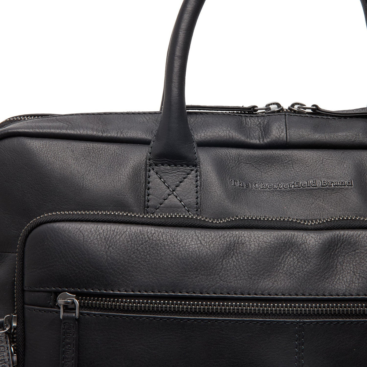 
عرض البطانة الداخلية Showing Dedicated Padded Laptop Sleeve & Multi-Compartment Organization