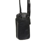 
مظهر الارتداء على موديل لـ  Valdes جلد طبيعي فل جرين Phone Bag على عارض أزياء - انسيابية طبيعية في ضوء النهار