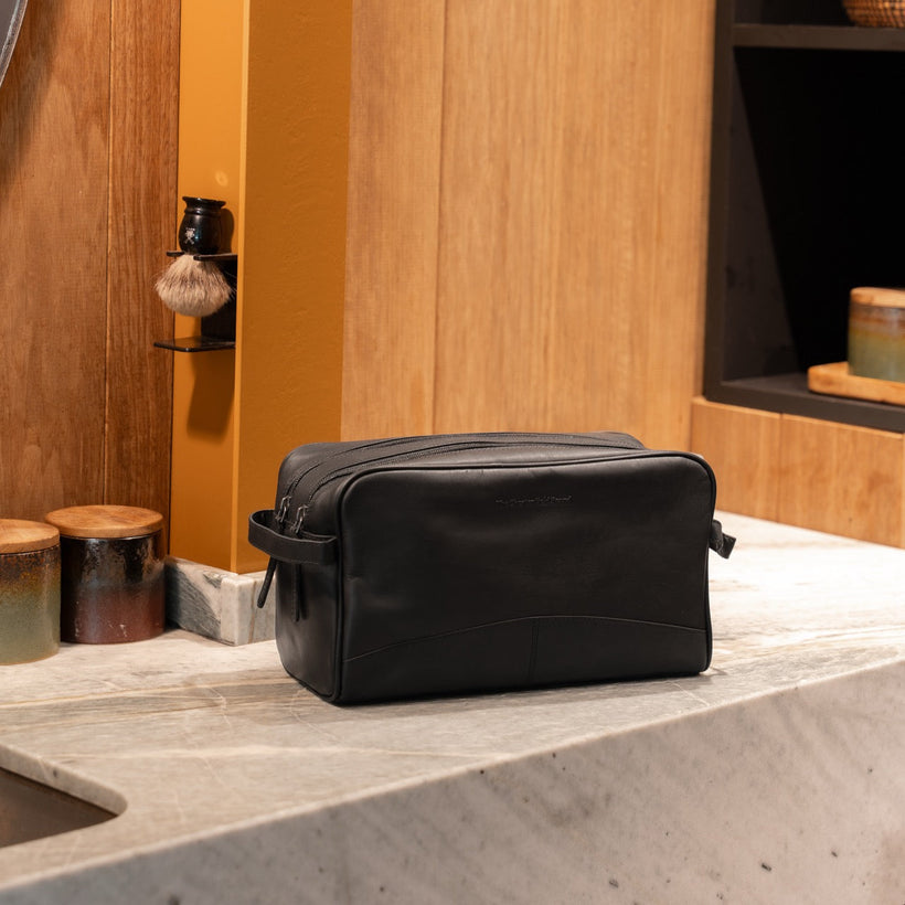 Stefan Full-Grain Leather Toiletry Bag نسائي