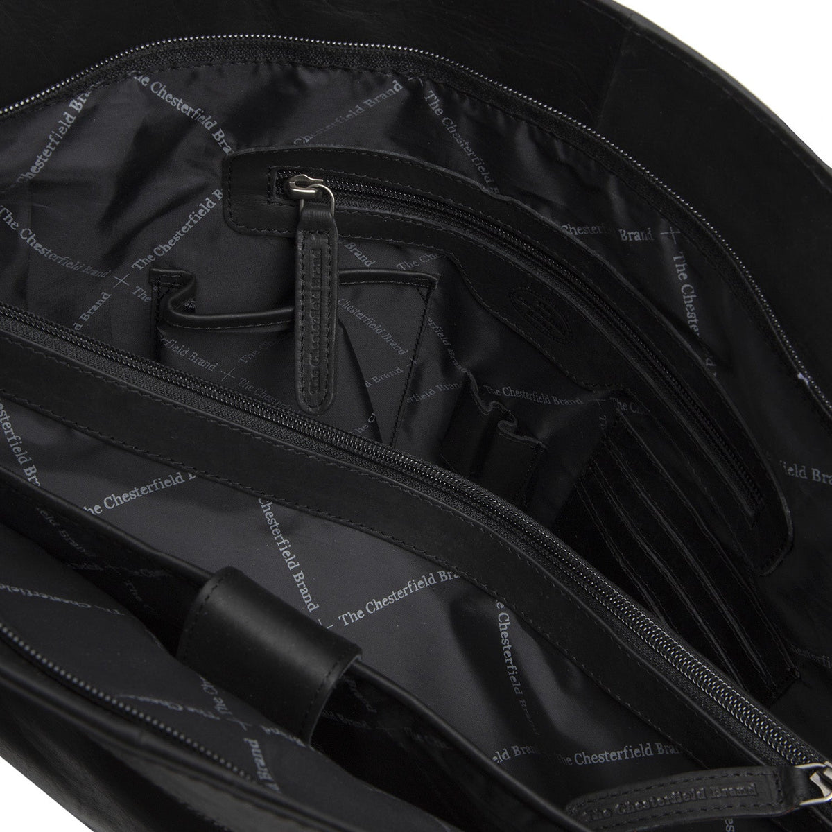 
Classic 100% Full-Grain leather Bag - عرض خلفي يوضح أحزمة الجلد المقواة والخياطة المتقنة