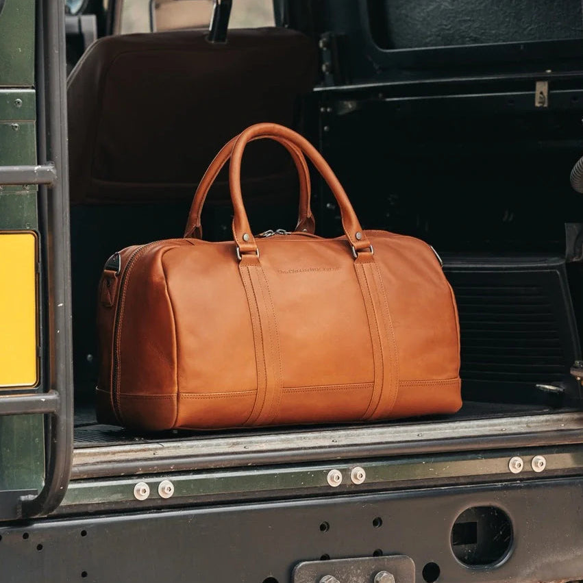 Perth Full-Grain Leather Weekender Bag نسائي – alternate product view 2