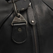 Solid Antique Brass Hardware &amp; Heavy-Duty Dual Zipper Detail on Rivaro جلد طبيعي فل جرين Weekender Bag
