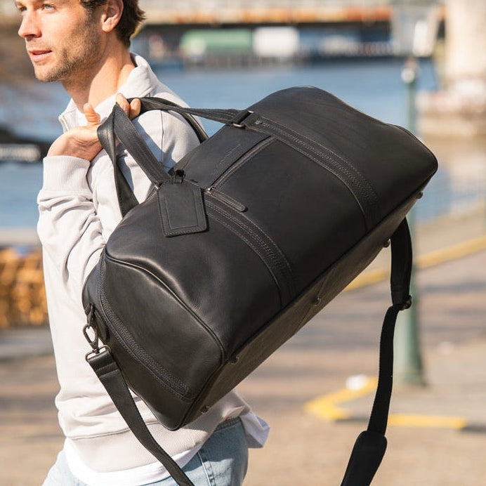 Rivaro Full-Grain Leather Weekender Bag نسائي