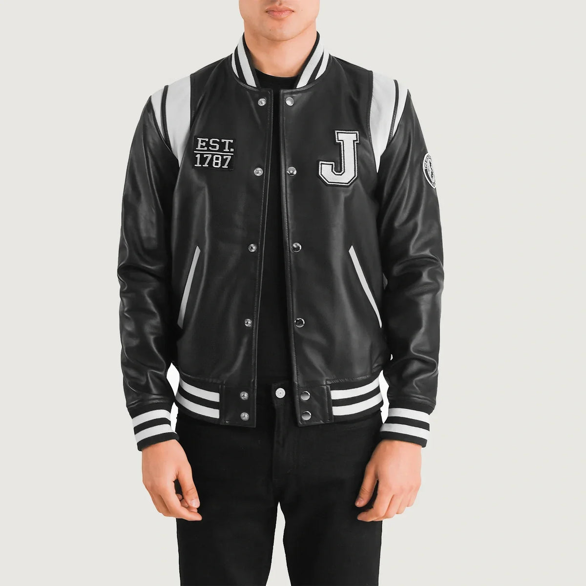 
Liberte New Jersey أسود Leather Varsity جاكيت جلد رجالي in Black & White Sheepskin Leather - عرض أمامي وقَصّة مفصلة أنيقة | شراء أونلاين عبر المتجر الرسمي