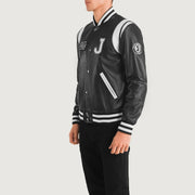 
Black & White Sheepskin Leather Varsity Jacket - عرض خلفي يوضح تفصيل الأكتاف المتقن والحاشية النظيفة