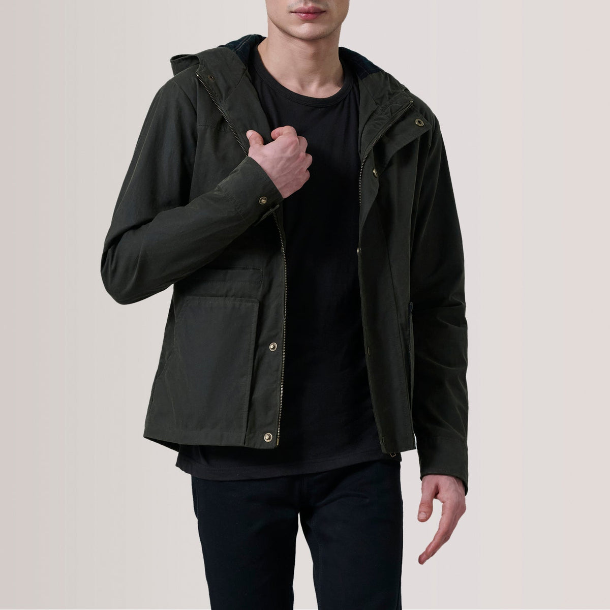 Marlo Olive Canvas Hooded Work جاكيت جلد رجالي For Men in Olive Waxed Cotton Canvas - Front Profile View &amp; Tailored Silhouette | Buy Online