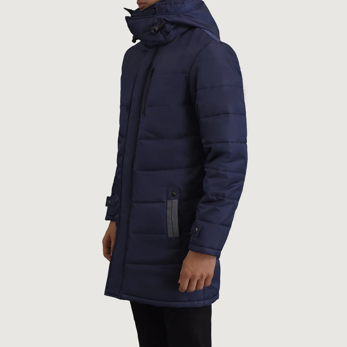 
Blue Full-Grain Leather Hooded Jacket - عرض خلفي يوضح تفصيل الأكتاف المتقن والحاشية النظيفة