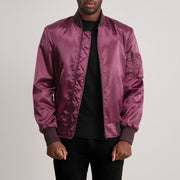Quinton MA-1 عنابي جاكيت بومبر جلد رجالي - Lateral Side Profile View Showing Sleeve Cut &amp; Athletic Taper Fit