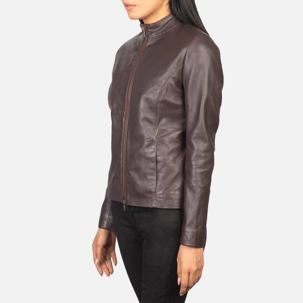 
Maroon Sheepskin Leather Biker Jacket - عرض خلفي يوضح تفصيل الأكتاف المتقن والحاشية النظيفة