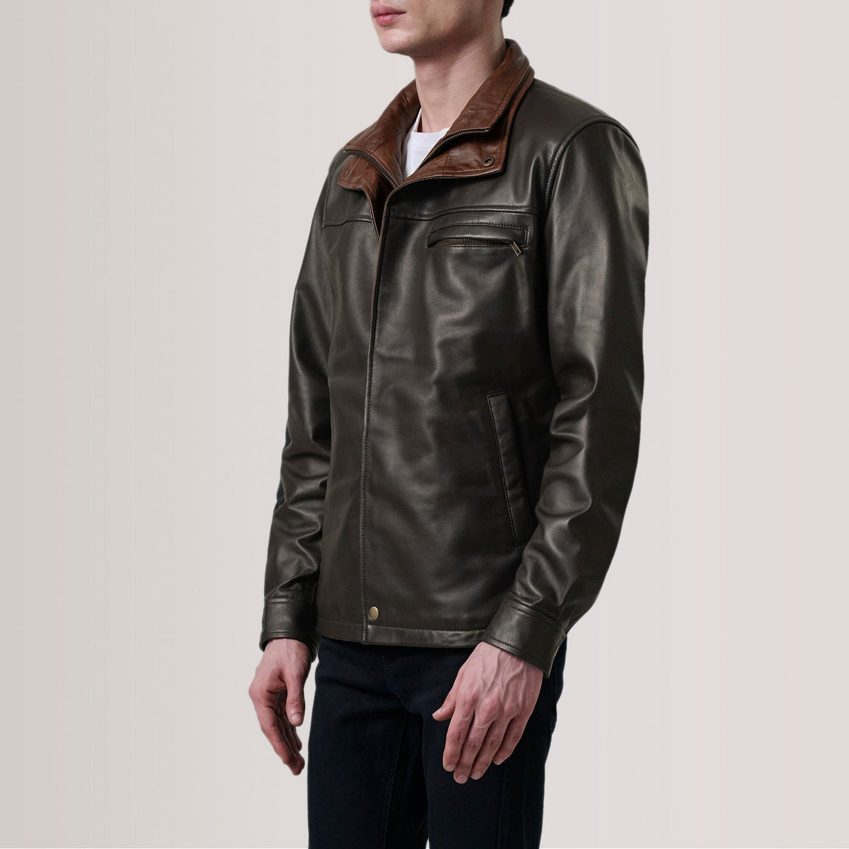 Sean بني Leather Classic جاكيت جلد رجالي For Men - Lateral Side Profile View Showing Sleeve Cut &amp; Athletic Taper Fit