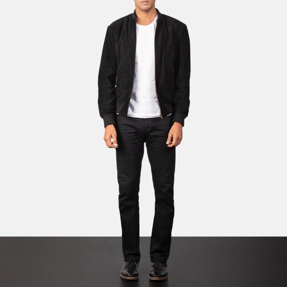 Men's Shane أسود Suede جاكيت بومبر جلد رجالي - Lateral Side Profile View Showing Sleeve Cut &amp; Athletic Taper Fit
