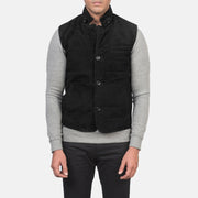 
تفاصيل مقربة of Notch with removable throat latch & Button Hardware on Tony أسود Suede Vest رجالي