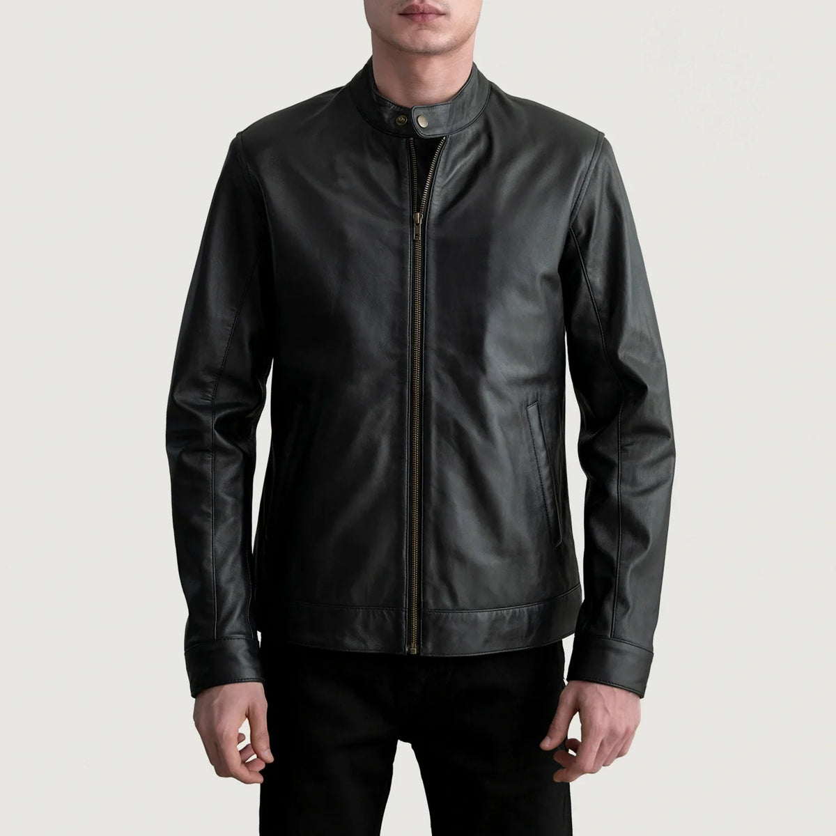 Zen أسود جاكيت بايكر جلد رجالي in Black Sheepskin Leather - Front Profile View &amp; Tailored Silhouette | Buy Online